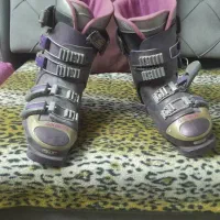 کفش اسکی درحد نوو