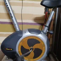 دوچرخه ثابت خانگی /