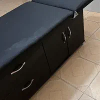 تخت کار و صندلی|آرایشگاه و سالن‌های زیبایی|جهرم, |دیوار