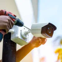 نصب دوربین مداربسته،دزدگیر،درب برقی،برق ساختمان|خدمات پیشه و مهارت|اصفهان, شیخ اشراق|دیوار