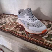 کفش اسپورت و دخترانه