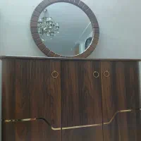 آیینه وکنسول