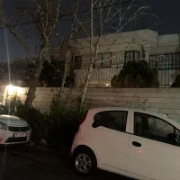 ۲۳۰متر زمین ۲۶۰متر زیربنا دو طبقه مجزا بازسازی شده