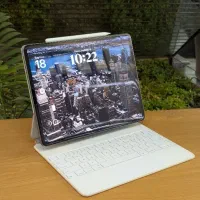2022 iPad 12.9 M2 256 آیپد با قلم و کیبورد + کیس