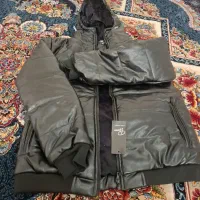 کاپشن|لباس|مشهد, پورسینا|دیوار