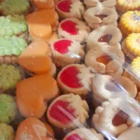 کیک و کلوچه و انواع شیرینی درجه ۱ به قیمت عمده|خدمات پذیرایی، مراسم|دزفول, |دیوار