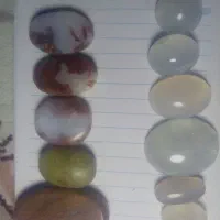 عقیق شیری. پوست پیازی. شجر گل اناری