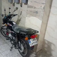 موتور سیکلت باکسر ۲۰۰