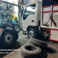 جینیو لاستیک نیسان عقب جلو تیوبلس رینگ ترک|قطعات یدکی و لوازم جانبی|مشهد, جلالیه|دیوار