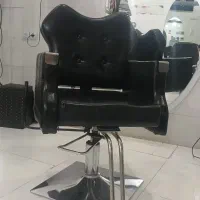 صندلی جکی گلایل چرم براق