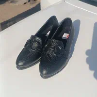 کفش پاشنه دار و کالج زنانه|کیف، کفش، کمربند|اشتهارد, |دیوار