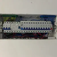 برقکار برقکاری ساختمان لاین نوری نورپردازی اتصالی|خدمات پیشه و مهارت|شیراز, معالی‌آباد|دیوار