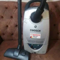 جاروبرقی بوش اصل آلمان دیجیتالی درحدنو پرقدرت سالم