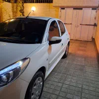 پژو ۲۰۷ تیوتری دنده بدون رنگ تمیز|خودرو سواری و وانت|مشهد, سجاد شهر|دیوار