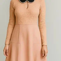 چند عدد پیراهن زنانه