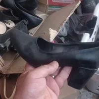 تعدادی کفش تک سایز قیمت مناسب