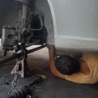 تعمیر کار خودرو و مکانیک سیار و ثابت