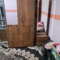 کمد لباس و اینه دراور