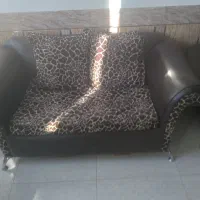 مبل چرمه ۴ نفره