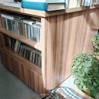 میز تحریر در حد نو