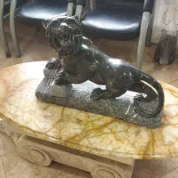 مجسمه یوز و اسب سنگی