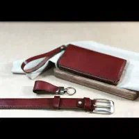 کیف چرم|کیف، کفش، کمربند|اقبالیه, |دیوار