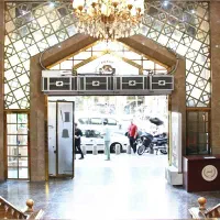 ۵۰متر صرافی بر خیابان