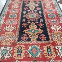 یک تخته فرش ۶متری و یک میز نهار خوری ۴نفره