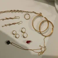 مقداری طلا نو ۲۰۰ بالای تابلو