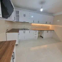 ملک در پردیسان