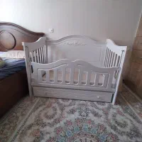 تخت کودک به همرا خوشخواب نو|تخت و سرویس خواب|تهران, استقلال|دیوار