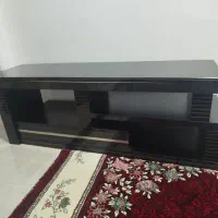 میز تلویزیون بسیار تمیز در حد نو|میز تلویزیون|ایلام, |دیوار