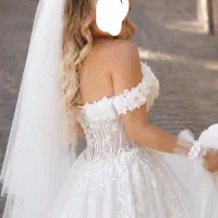 لباس عروس بسیار زیبا(اجاره و خرید)