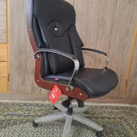 میز اداری جنس خوب در حد نو|مبلمان اداری|آمل, |دیوار