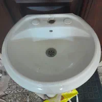 روشویی با پایه سالم  هفتصد و پنجاه