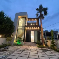 ویلا-بسیار-زیبا-و-شیک-دوبلکس