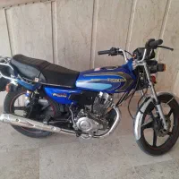 موتور۲۰۰ پیشرو بالانسر دار