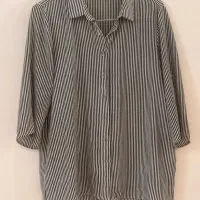 ۲ عدد شومیز و ۲ عدد کیف