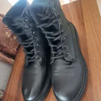 نیم بوت|کیف، کفش، کمربند|تربتحیدریه, حسنی بالا|دیوار