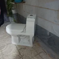 توالت فرنگی در حد نو و کامل سالم