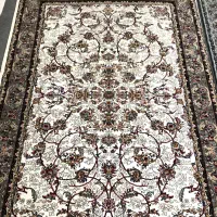 ۴ عدد فرش ۶ متری سالم