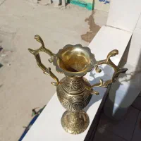 گلدان برنجی سنگین|کلکسیون اشیاء عتیقه|شهریار, شهریار|دیوار