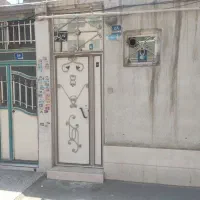 حیاط 42متری
