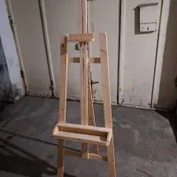 سه پایه نقاشی در حد