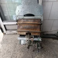 اب گرمکن دیواری