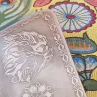 نقش وطرح روی فلزات