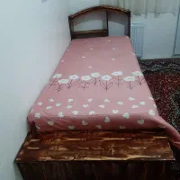 تخت تک نفره