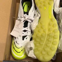 کفش فوتبال چمن مصنوعی