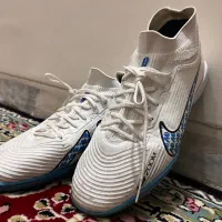 کفش فوتسال ، فوتبال