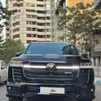 لندکروز ۲۰۲۵